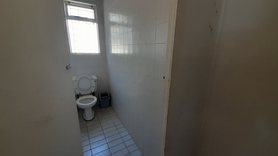 To Let Commercial Property for Rent in Tokai Western Cape